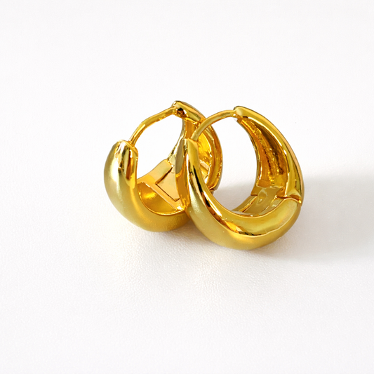 Liquid Curve Hoops