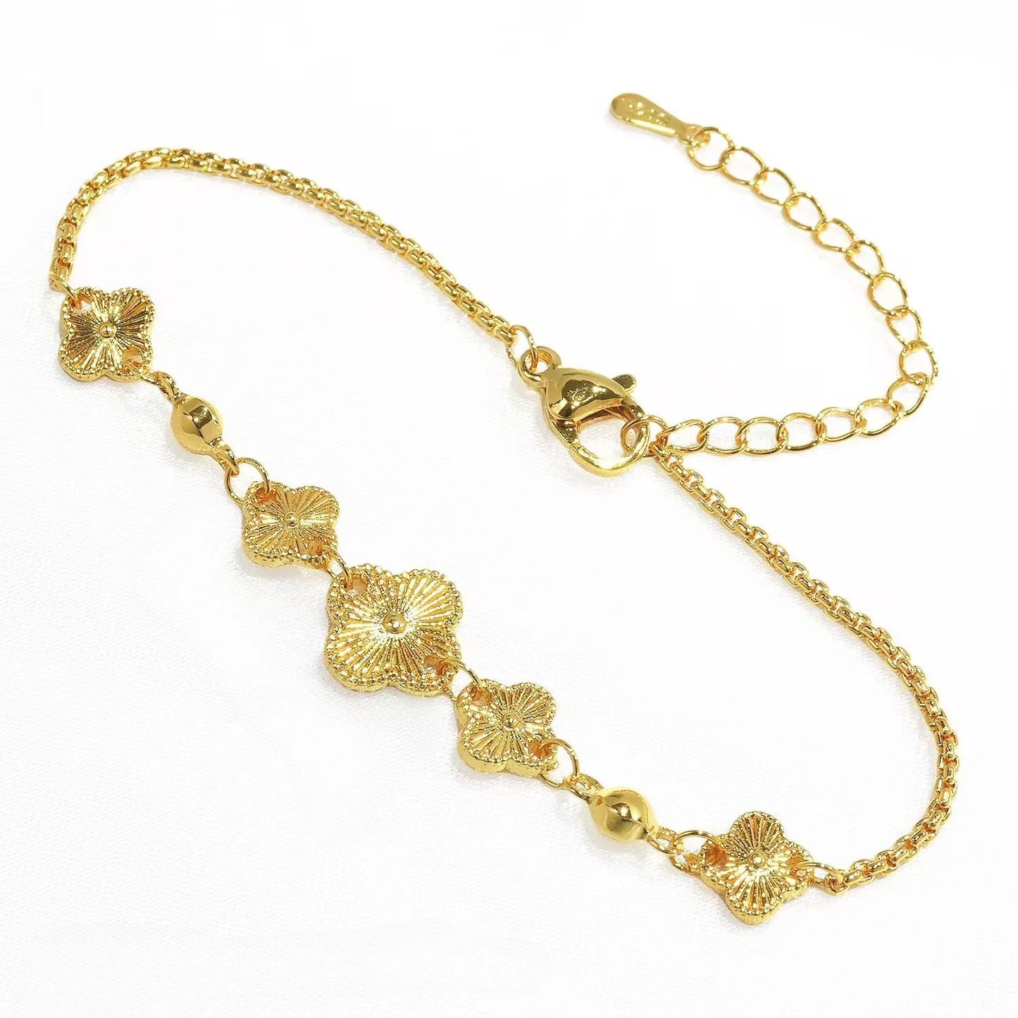 Vivia Bracelet - SKYRYL