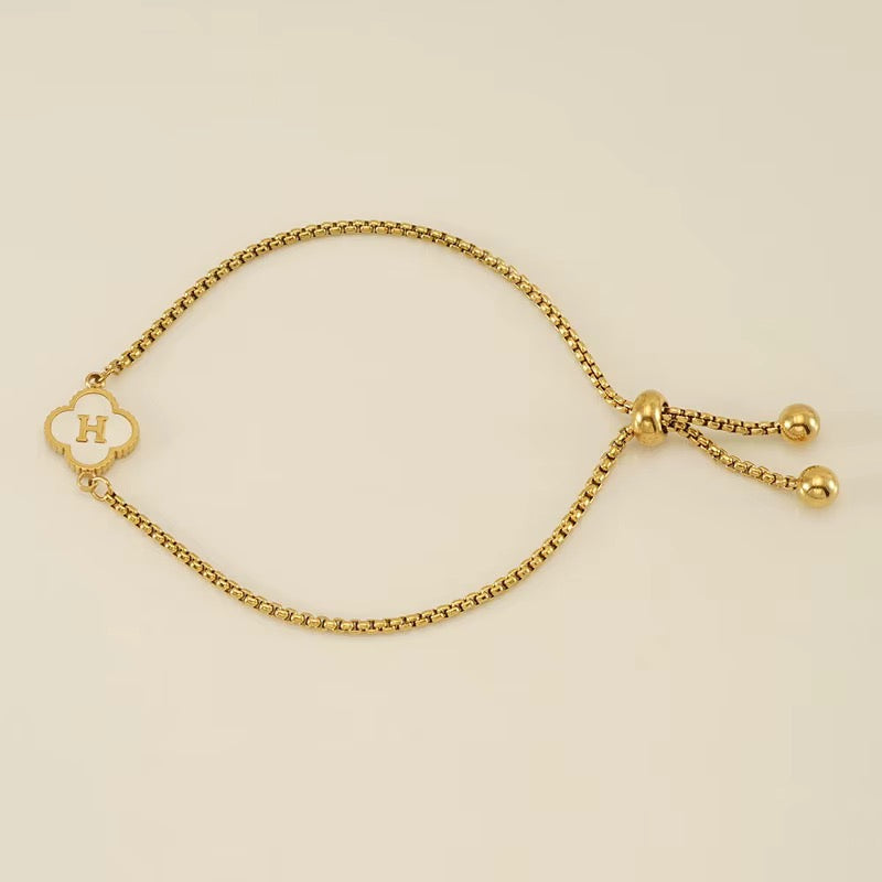 Alpha Clover Bracelet ( A-Z)