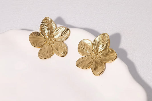 Everpetal Studs