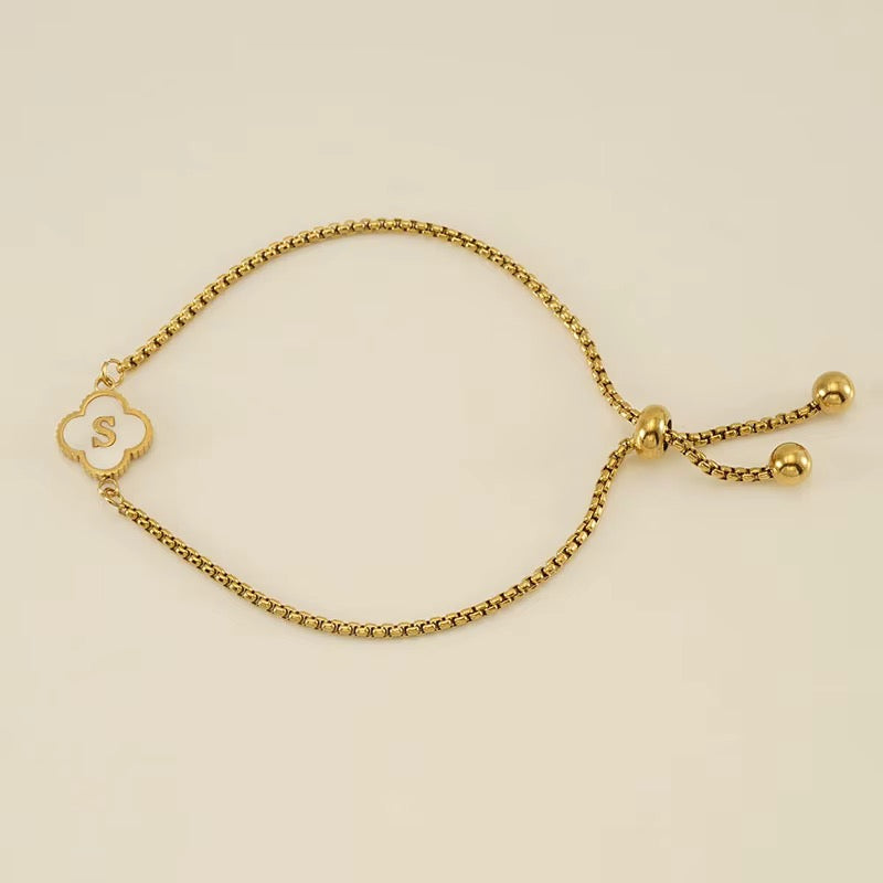 Alpha Clover Bracelet ( A-Z)