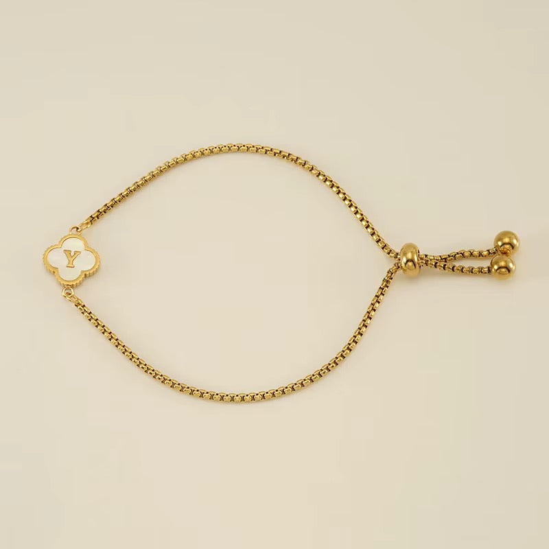 Alpha Clover Bracelet ( A-Z)