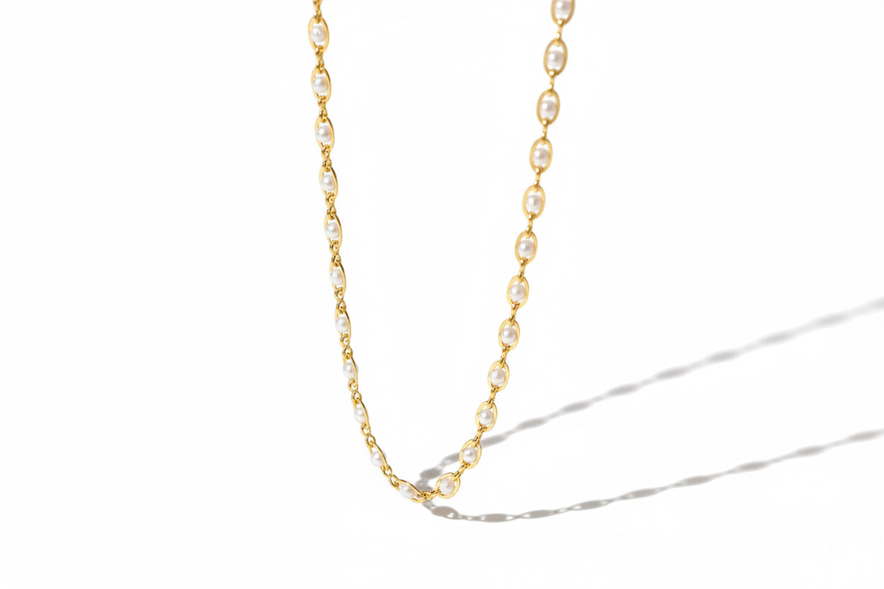 Solenne Necklace